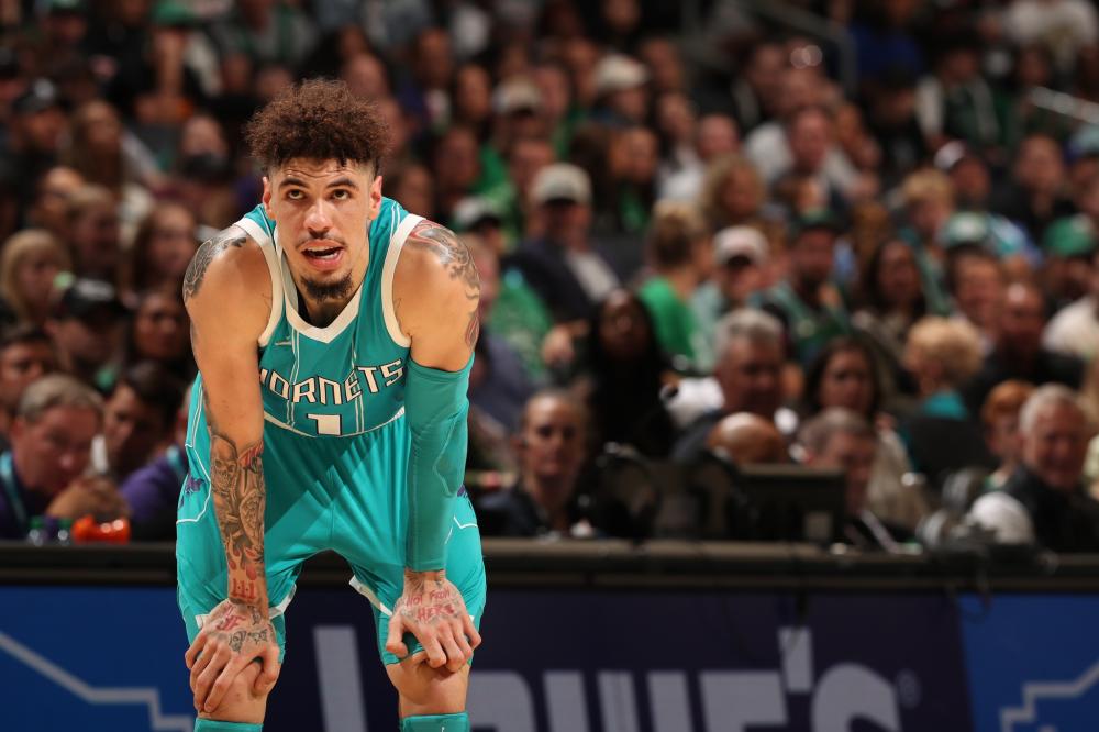 具有积极的 具有积极的